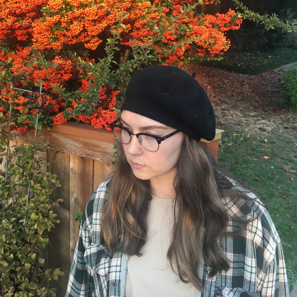 Meet your Posher, Danielle